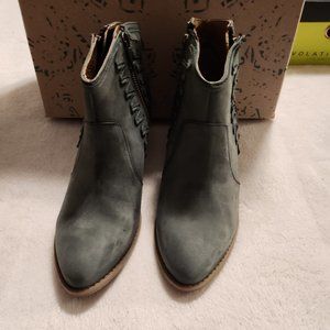 Blue Leather Ankle Zip Boots Muse & Cloud NWB